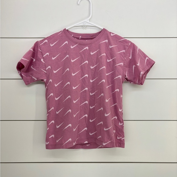 Nike Shirt - Picture 1 of 2